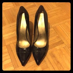Nine West Black Pointy Toe Pumps size 12